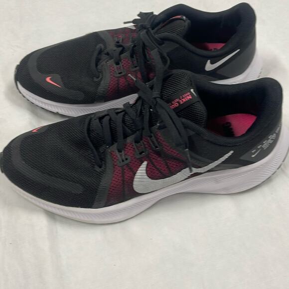 Nike‎ Quest 4 Women’s Running Shoes Black Pink Arch Support Size 10 - Picture 1 of 1